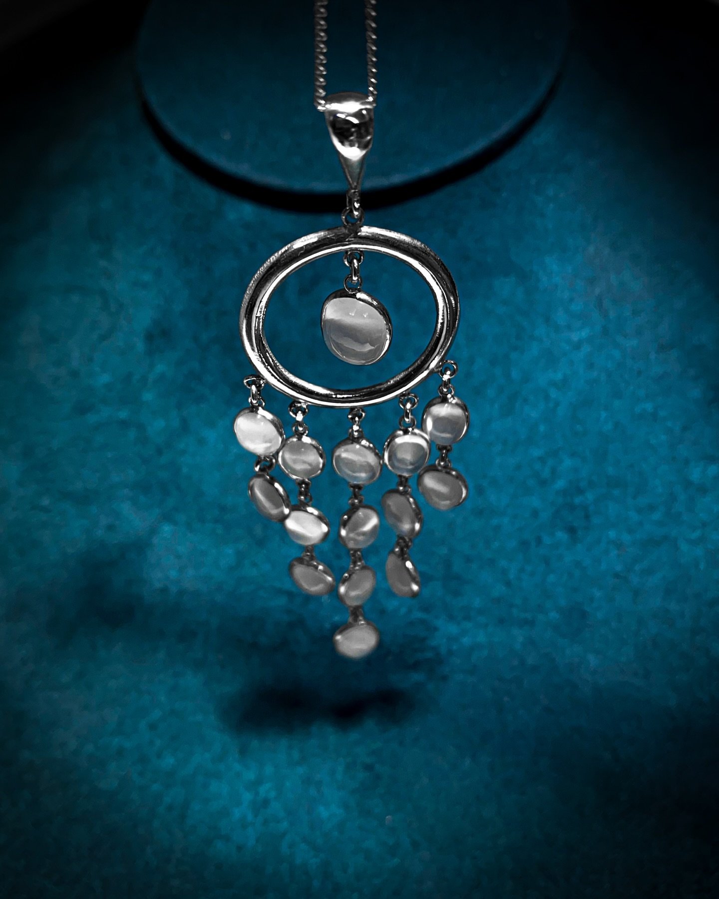 Gems and jewellery